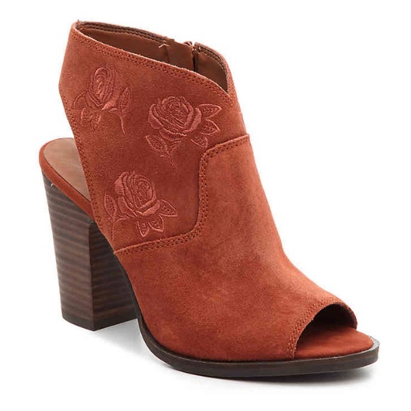 Lucky Brand Shoes - Lucky Brand Peep Toe Heels